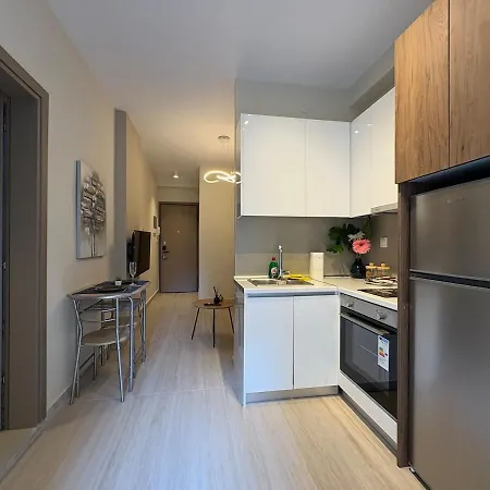 Zeus 2 Daire Selanik